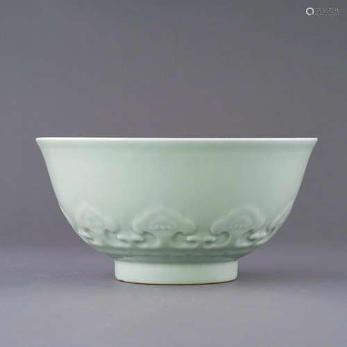 TONGZHI DOUQING GLAZE ENGRAVED BOWL