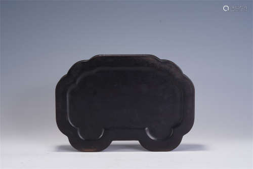 A CHINESE HARD-STONES INLAID RUYI SHAPED BOX AND COVER