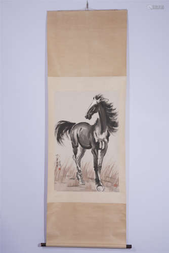 A CHINESE SCROLL PAINTING OF HORSE