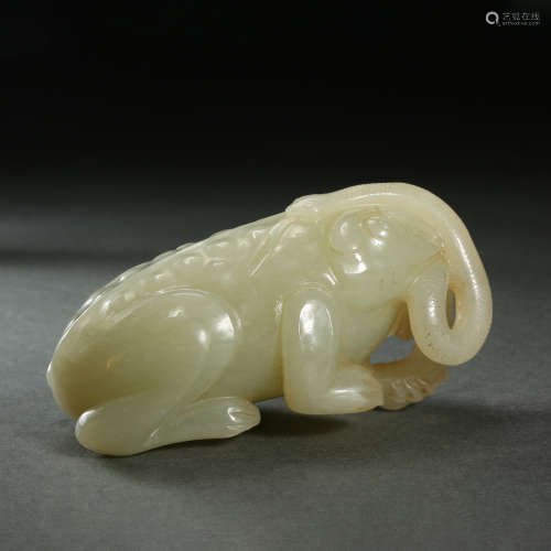 Hetian Jade Five Poison Handpieces, Ming Dynasty, China
