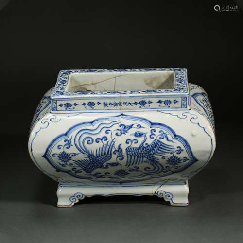 Ming Dynasty Xuande Phoenix Pattern Square Incense Burner