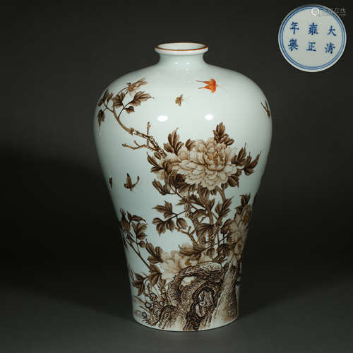 Chinese Qing Dynasty Ink Color Peony Plum Vase