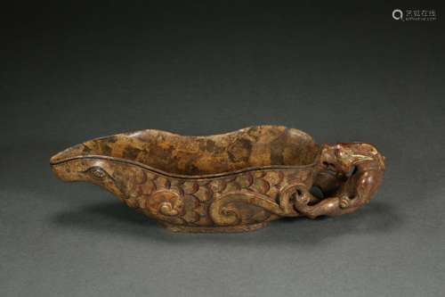 Hetian jade lacquer corner cup, Han Dynasty, China