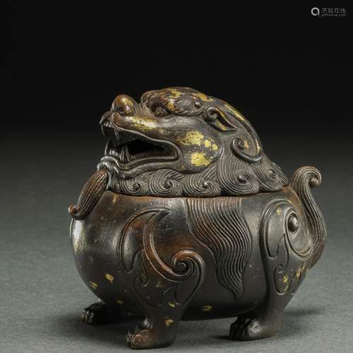 QING DYNASTY, LION SHAPED INCENSE BURNER