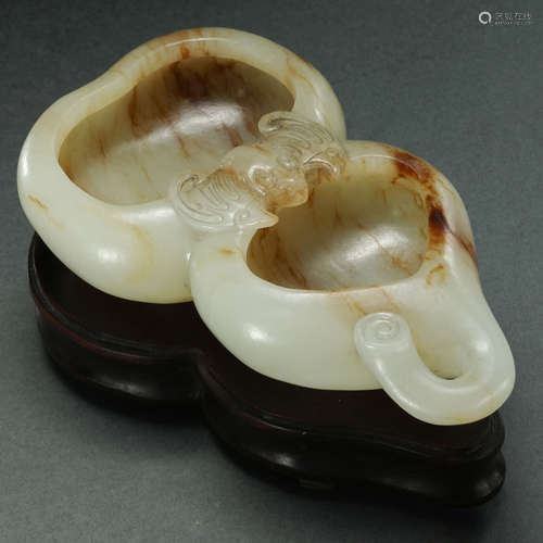 QING DYNASTY, HETIAN JADE BRUSH WASHER