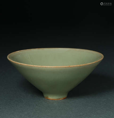 SONG DYNASTY PORCELAIN BOWL