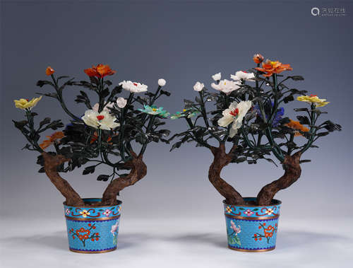 A PAIR OF CHINESE HARD-STONES BONSAI OF FLOWERS