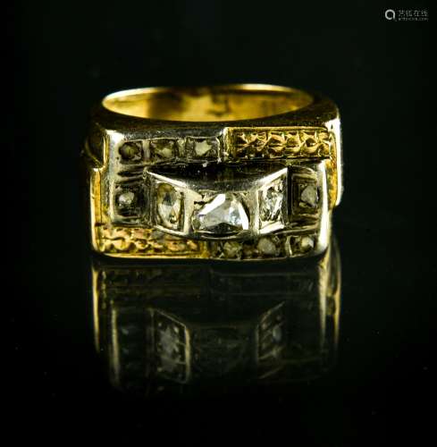 Tank ring 9 kt yellow and white gold, set with rose-cut diam...