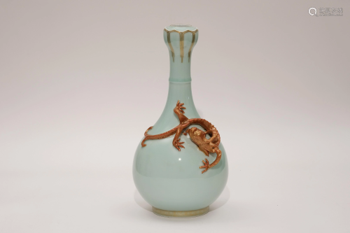 A High Relief Dragon Garlic Shaped Vase