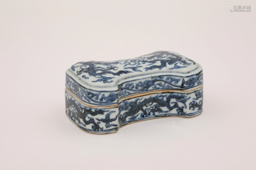 A Dragons Blue and White Ingot-Shaped Box with Wanli
