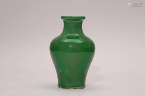 A Green Glazed Guanyin Vase