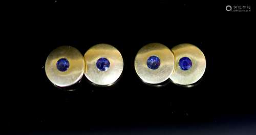 A pair of 18ct gold and sapphire set double disc cufflinks,d...