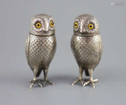 A pair of late 19th/early 20th century Dutch silver novelty ...