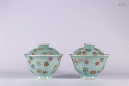 A PAIR OF CELADON-GLAZED FAMILLE ROSE FLOWERS BOWLS