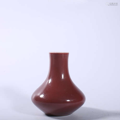 Qing Tongzhi red glaze bottle