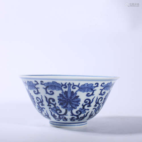 Qing Dynasty Guangxu blue and white lotus bowl