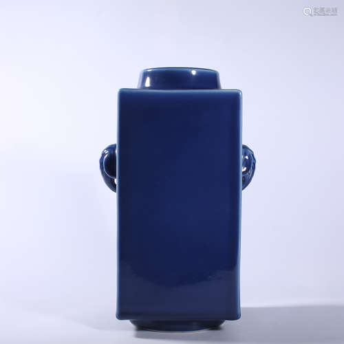 Qing Dynasty Qianlong blue glazed square bottle