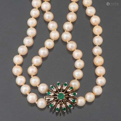 Collier de perles de culture à deux brins avec fermoir en or...