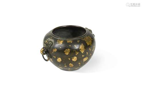 A Chinese gold-splashed bronze small bowl, Qing Dynasty, 17t...