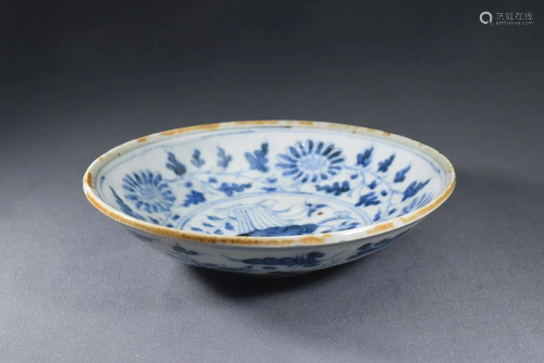 A Blue and White Flower Branch Pattern Porcelain Bowl