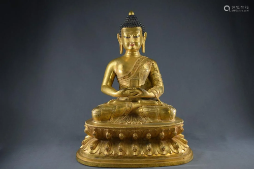 A Gilt Bronze Shakyamuni Buddha Figure Statue