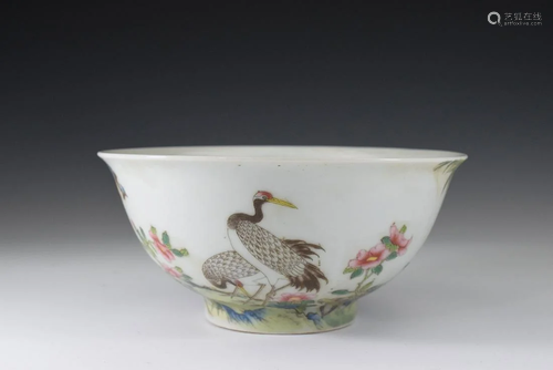 A Famille Rose Drawing Birds Porcelain Bowl