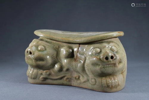 A Yaozhou Kiln Double Beast Porcelain Pillow