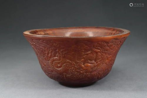 A Carved Dragon Pattern Horn Bowl