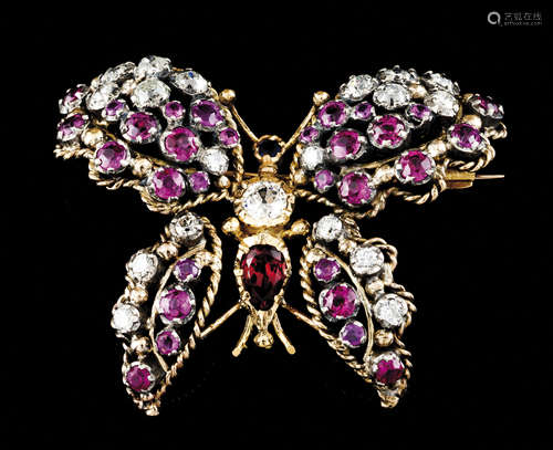 A butterfly broochGold and silver, 19th / 20th century Set w...