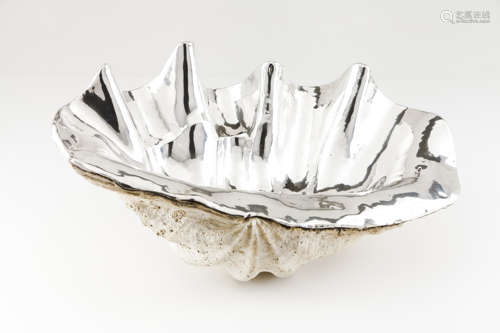 A large LUIZ FERREIRA bivalve shell Silver coated shell Eagl...