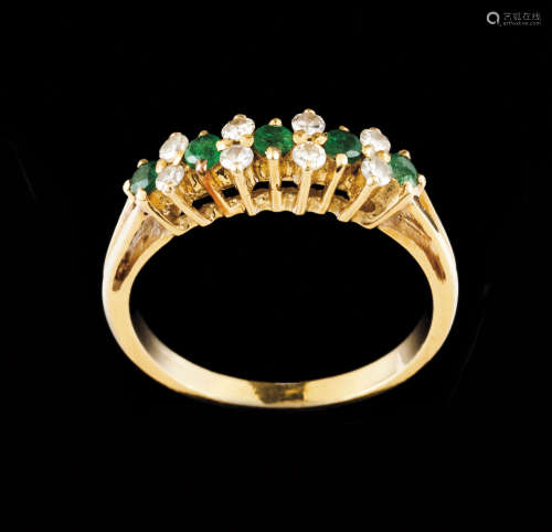 A memory ringPortuguese gold Set with 4 small round cut emer...