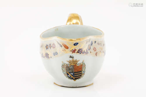 A sauceboatChinese porcelain Polychrome and gilt decoration ...