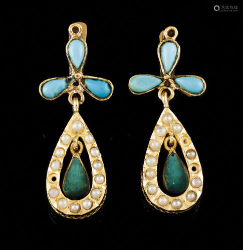 A pair of earringsGold Romantic era decoration set with drop...