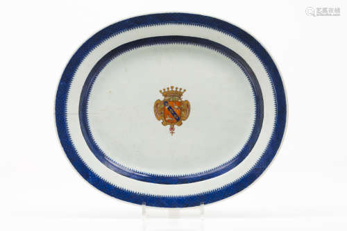 An oval serving platterChinese export porcelain Blue decorat...