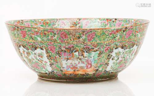 A large punchbowlChinese export porcelain Polychrome 