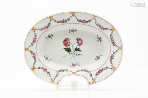 A barber's bowlChinese export porcelain Floral polychrome 