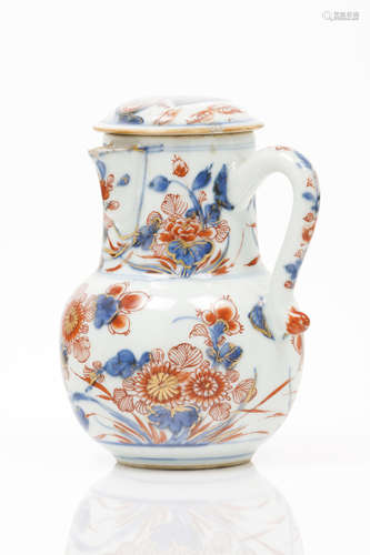 A small jug with coverChinese porcelain Floral Imari decorat...