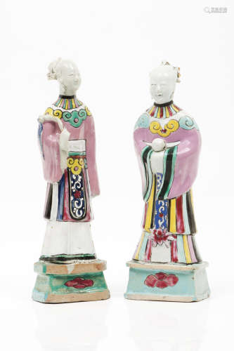 Female figuresTwo Chinese porcelain female figures Polychrom...