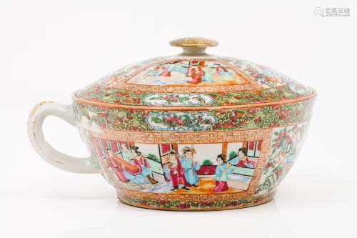 A chamber pot with coverChinese export porcelain Polychrome ...