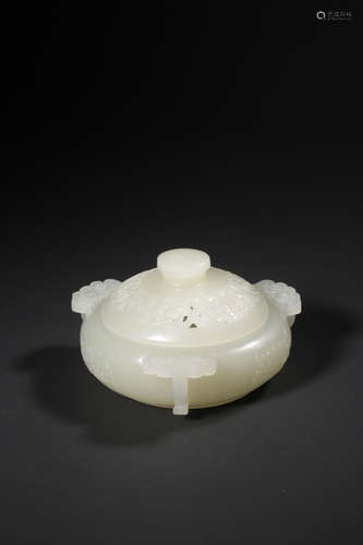 A White Jade Ruyi-Eared Box And Cover