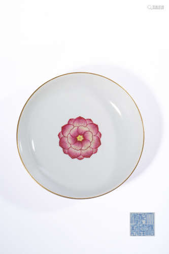 A Gilt Famille Rose Lotus-Petal-Form Dish