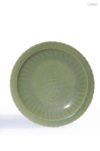 An Incised Celadon-Glazed Character ‘Shou’ Lobed Dish