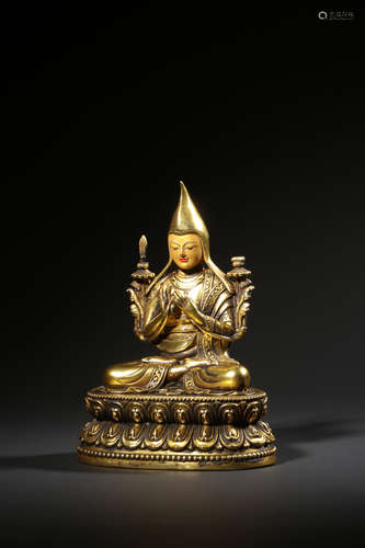 A Gilt Bronze Buddha Statue