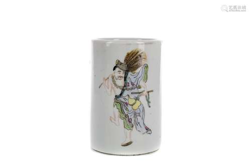 A 20TH CENTURY CHINESE BRUSH POT