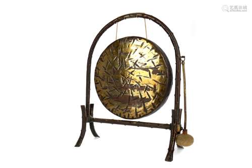 A 20TH CENTURY JAPANESE GONG