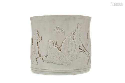 A 20TH CENTURY CHINESE BRUSH POT