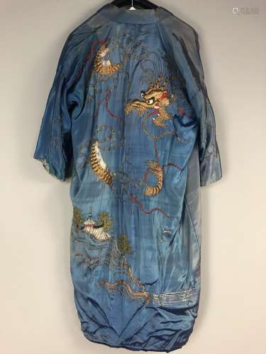 A CHINESE SILK EMBROIDERED ROBE