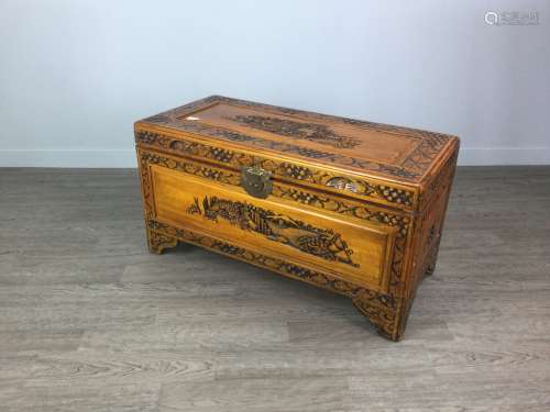A 20TH CENTURY CHINESE BLANKET CHEST