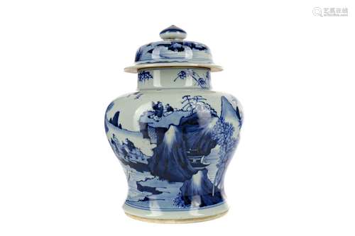 A 19TH CENTURY CHINESE BLUE AND WHITE VASE WITH COVER