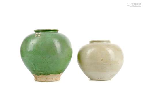 A CHINESE GREEN GLAZED POTTERY JAR AND ANOTHER